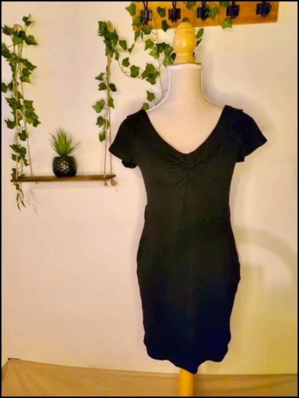 ​​Morgan de Toi Fitted Black Dress – Chic & Timeless.